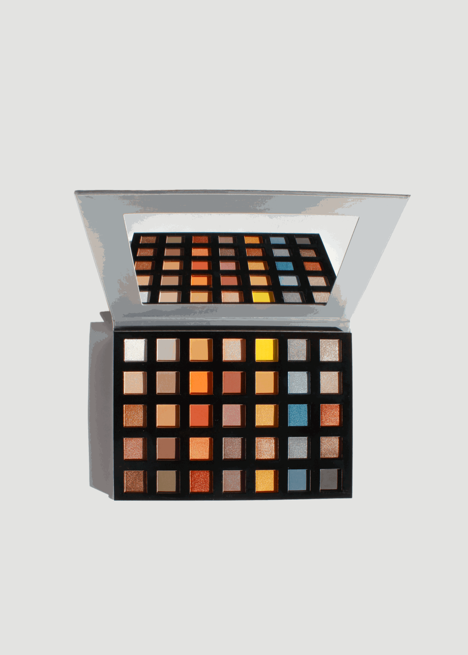 35 Shade Eyeshadow Palette - www.Shopthatapp.com