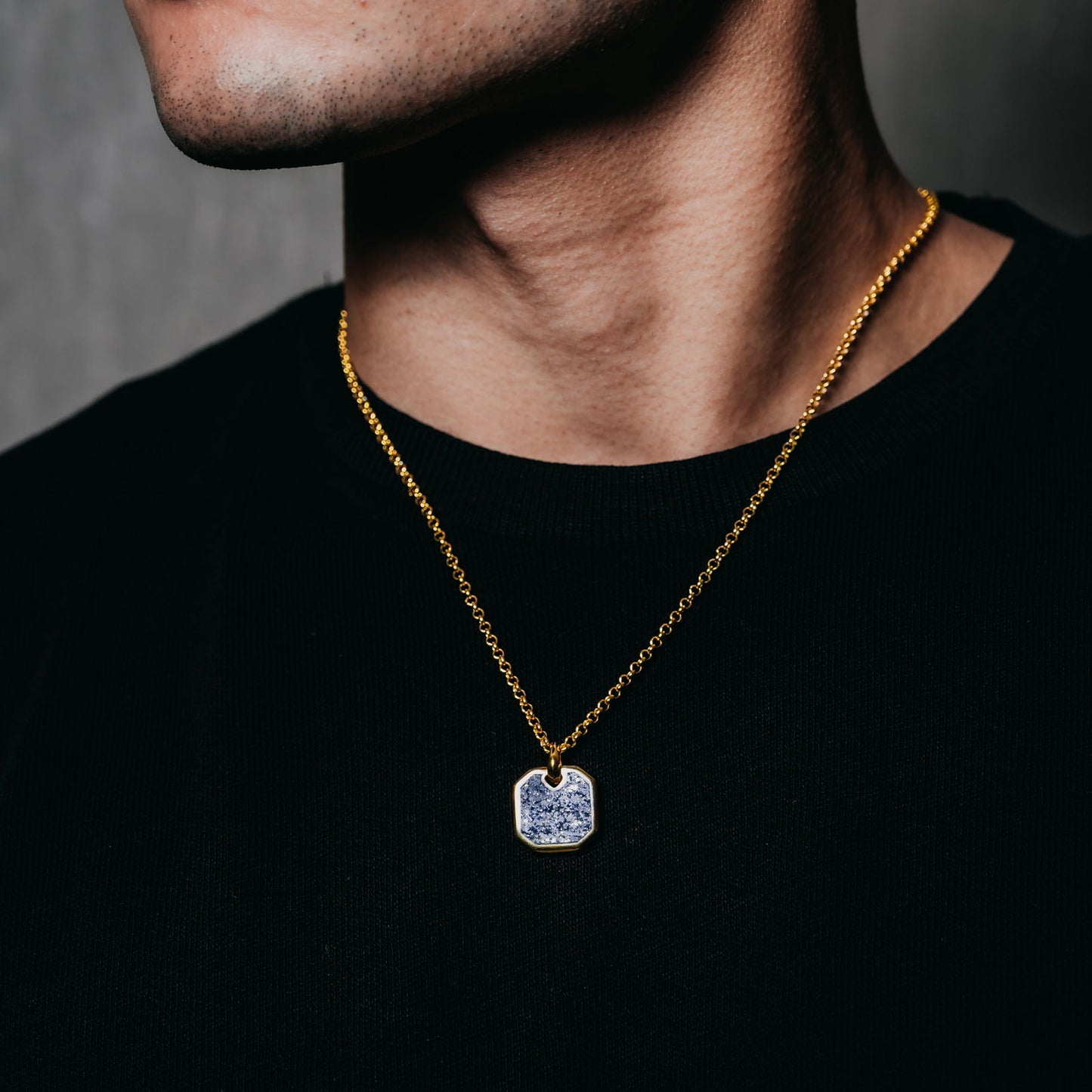 Blue Lapis Square Pendant (Gold) - www.Shopthatapp.com