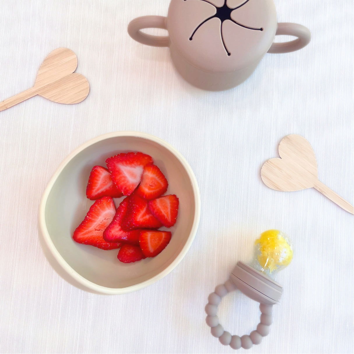 Bowl & Spoon Set - www.Shopthatapp.com