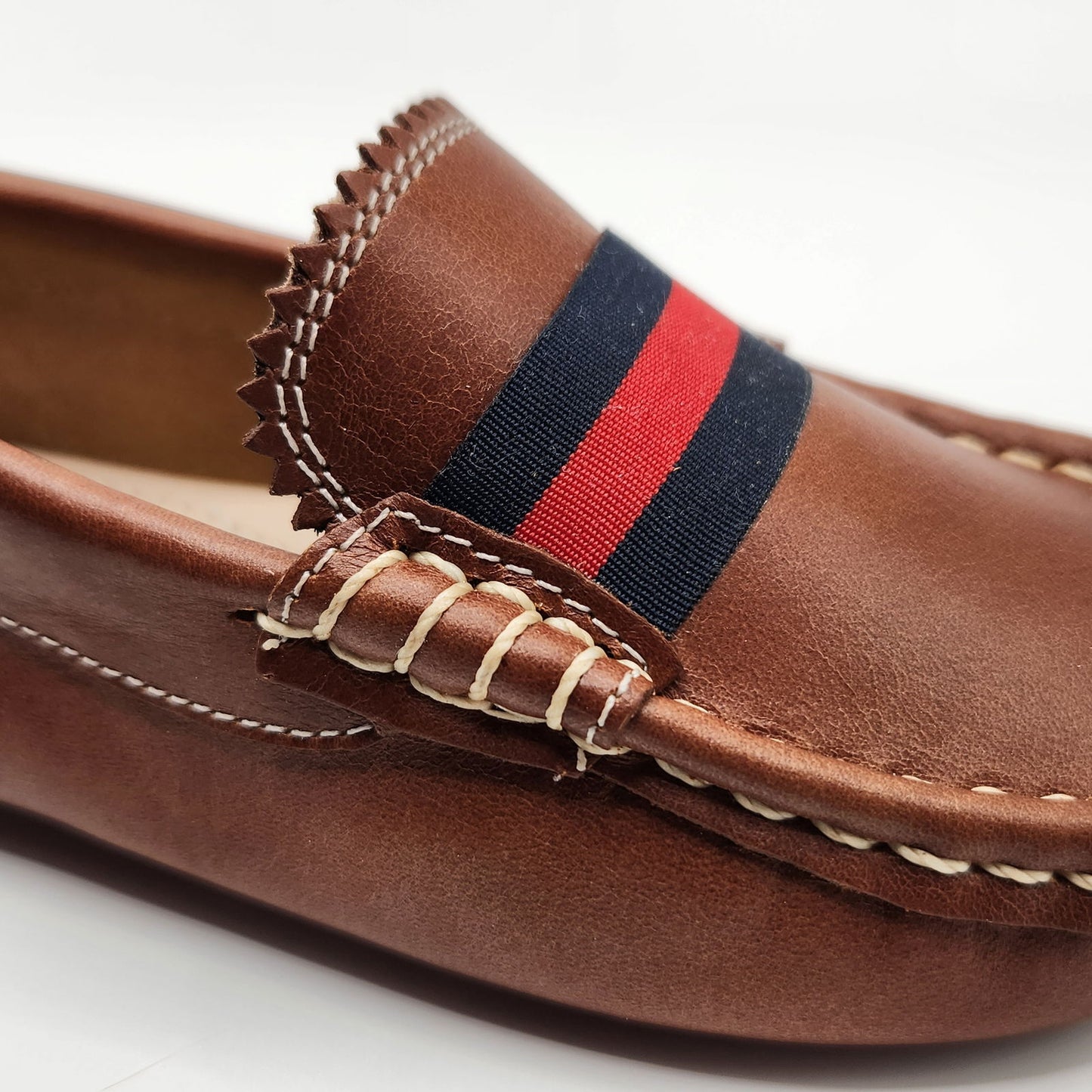 Club Loafer - www.Shopthatapp.com