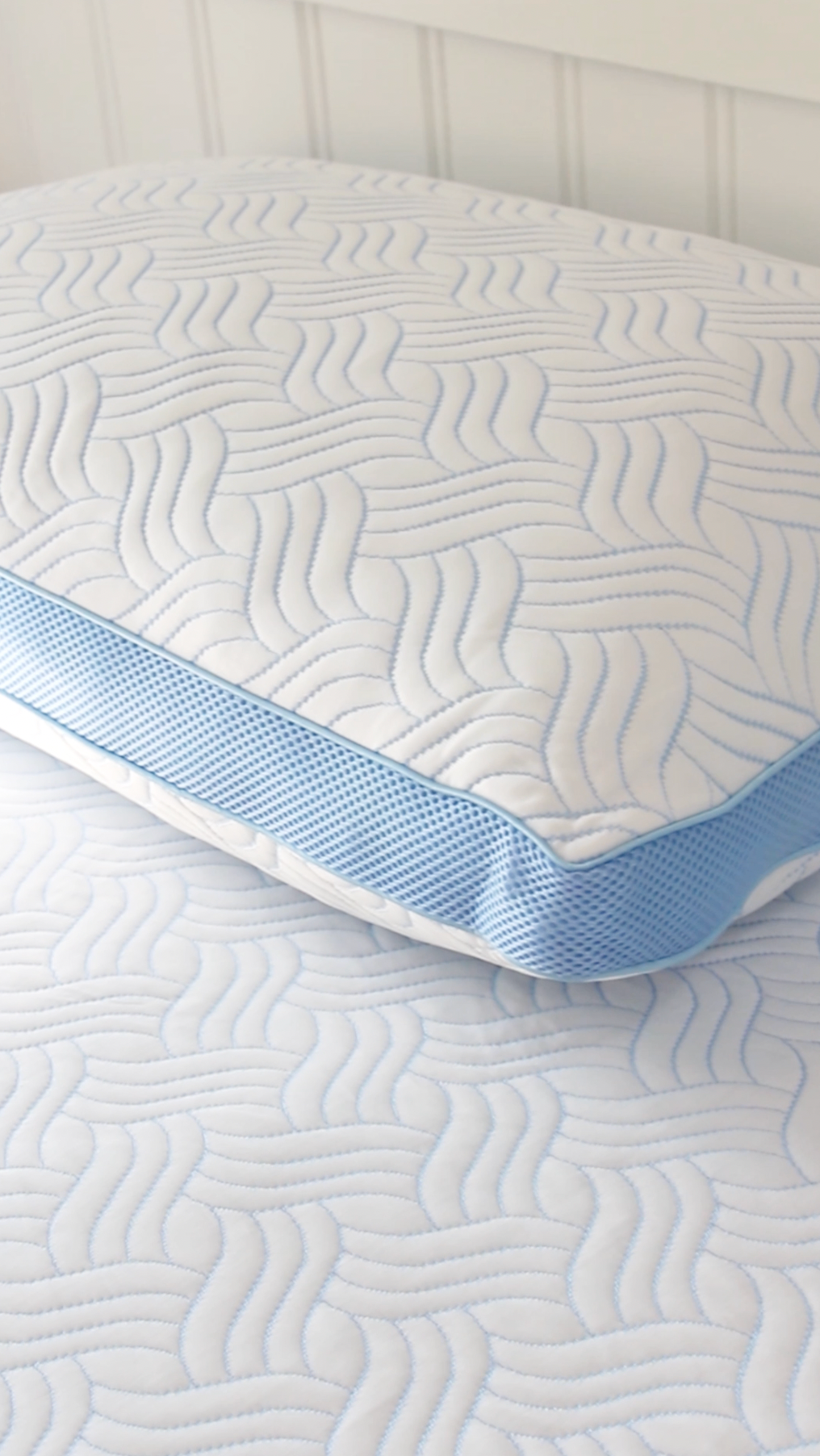 Cool Ice Mattress Protector - www.Shopthatapp.com