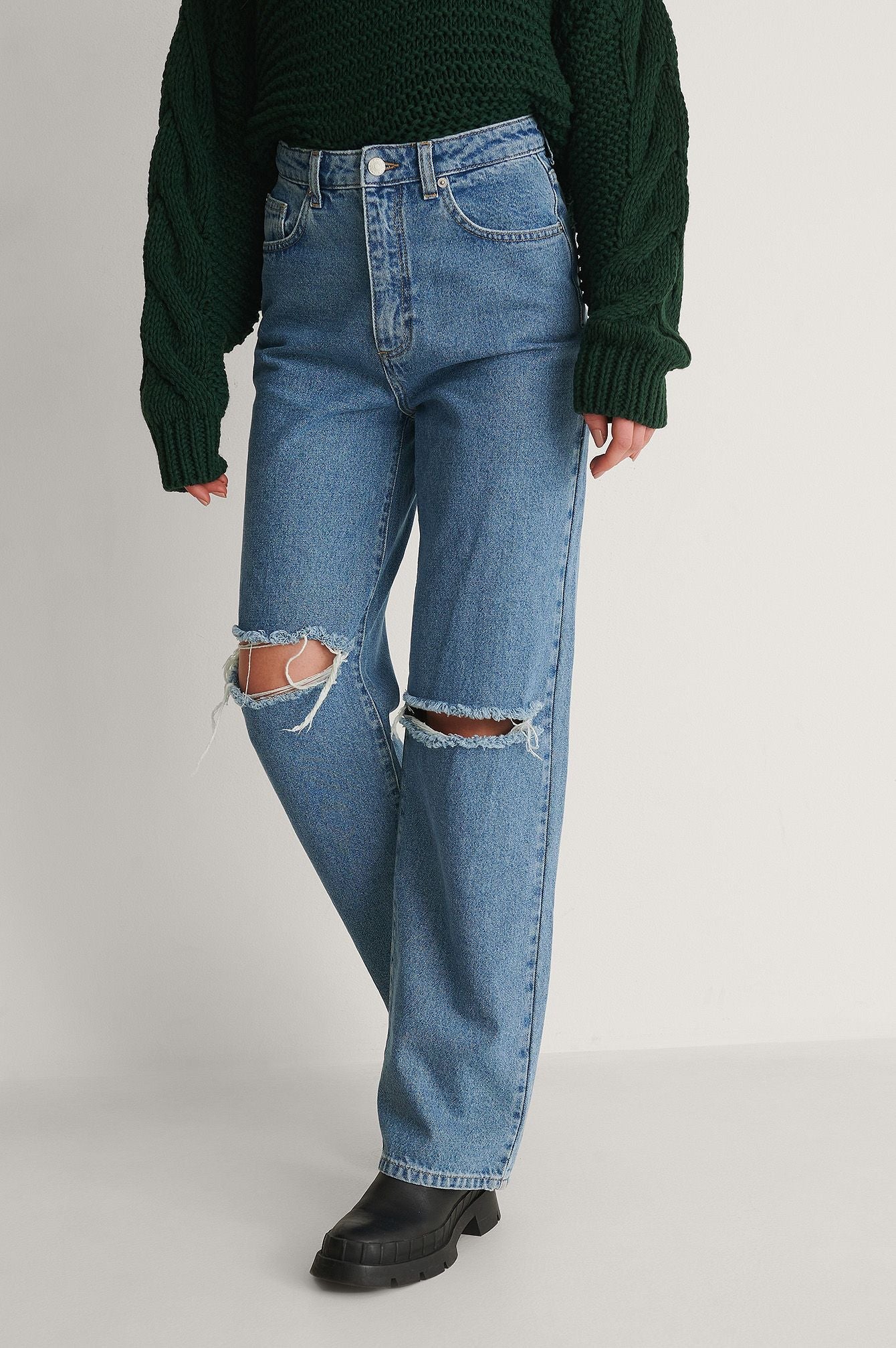 DESTROYED STRAIGHT DENIM - www.Shopthatapp.com