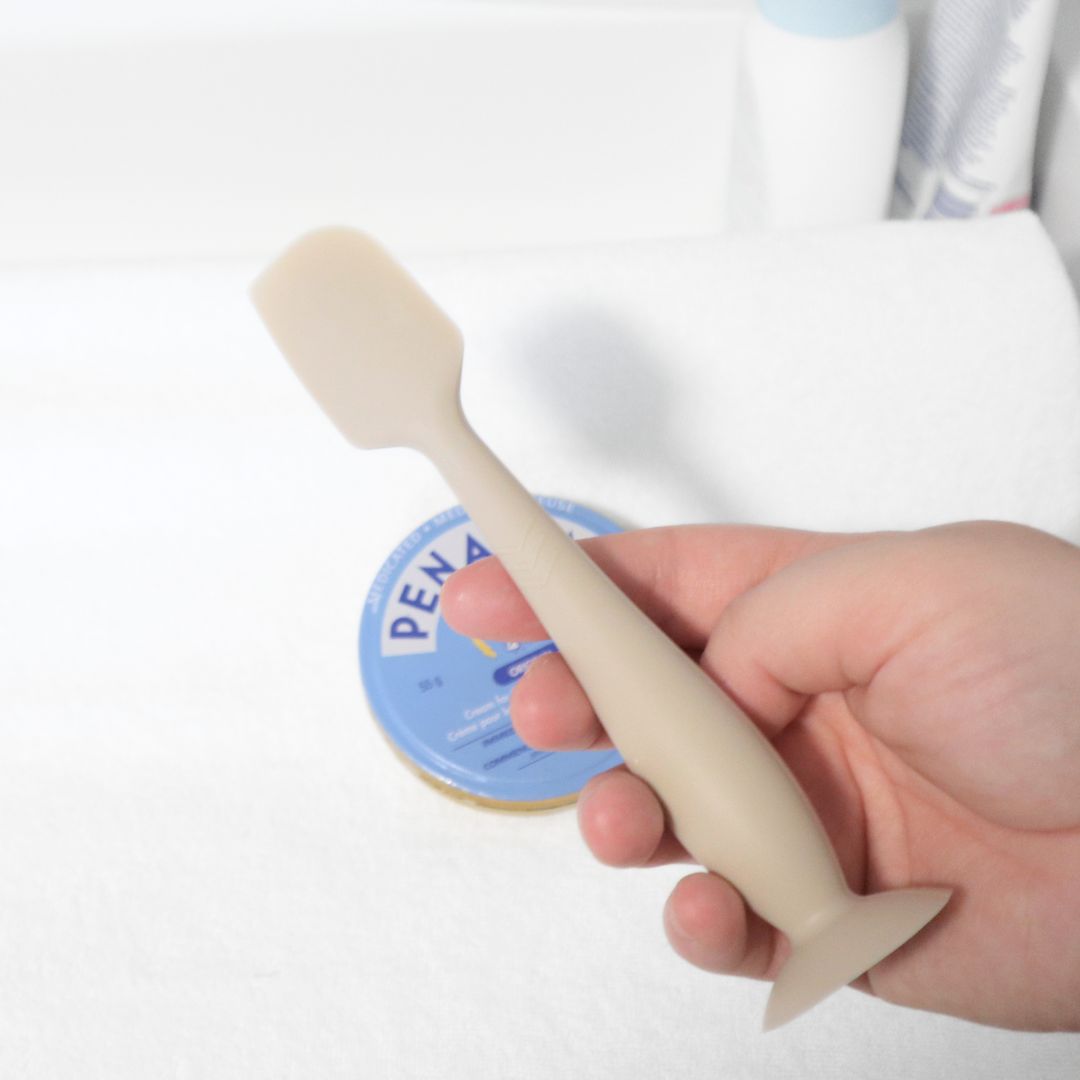 Diaper Cream Applicator - www.Shopthatapp.com