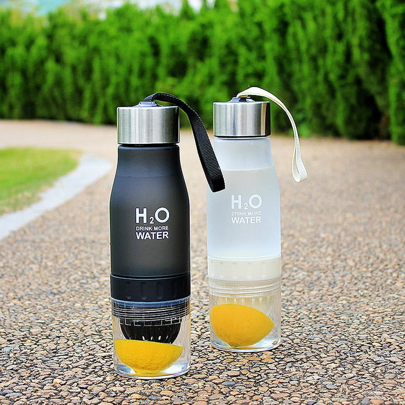 Fruit Infuser Water Bottle - www.Shopthatapp.com