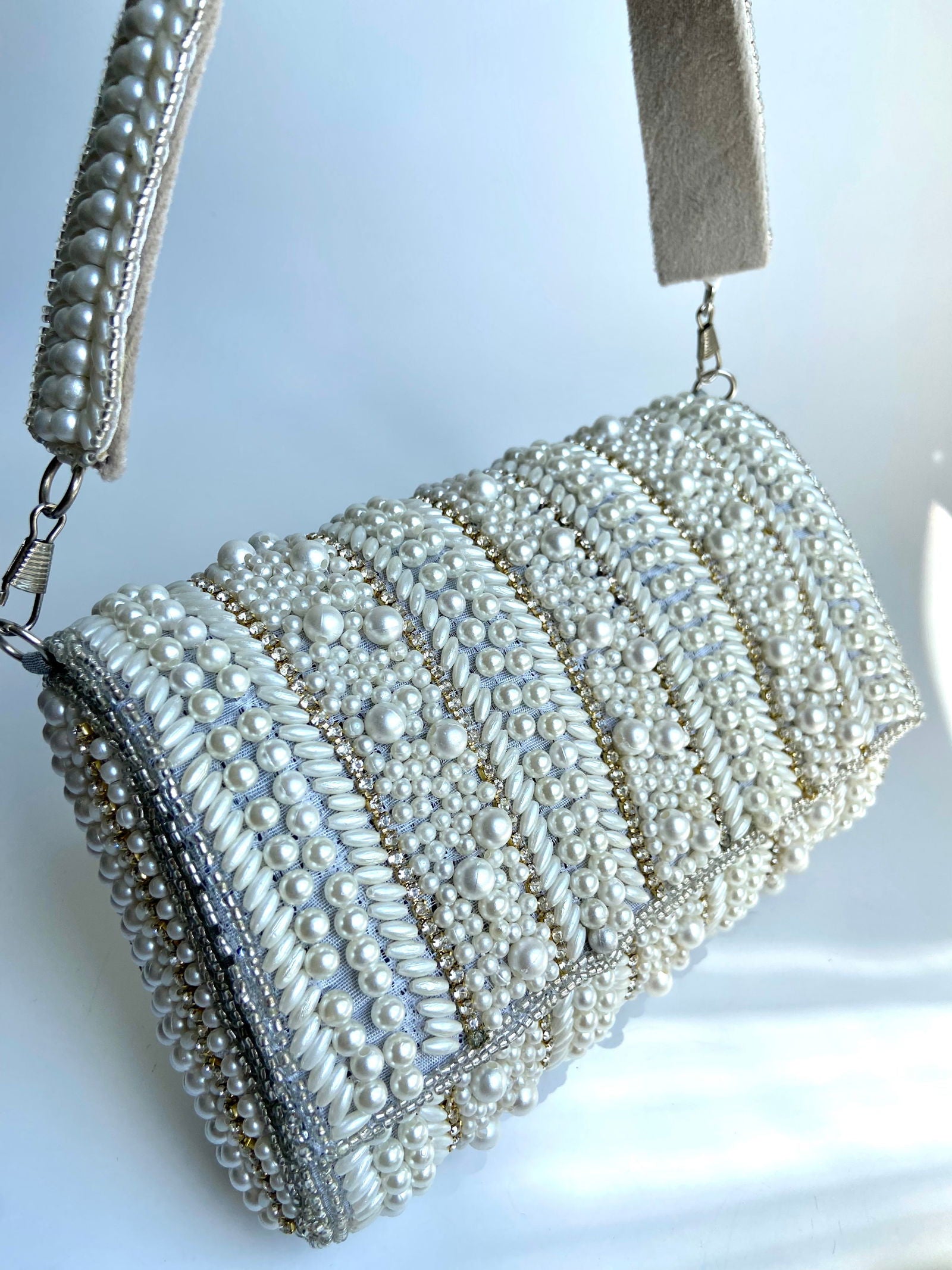 GRETA Pearl Bag - www.Shopthatapp.com