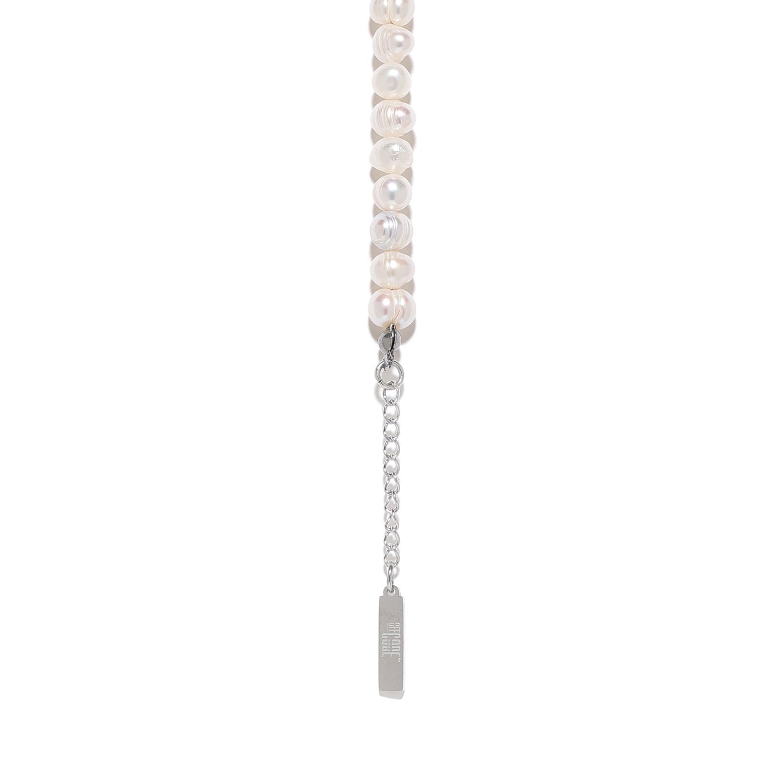 Happy Face Pearl Necklace - www.Shopthatapp.com