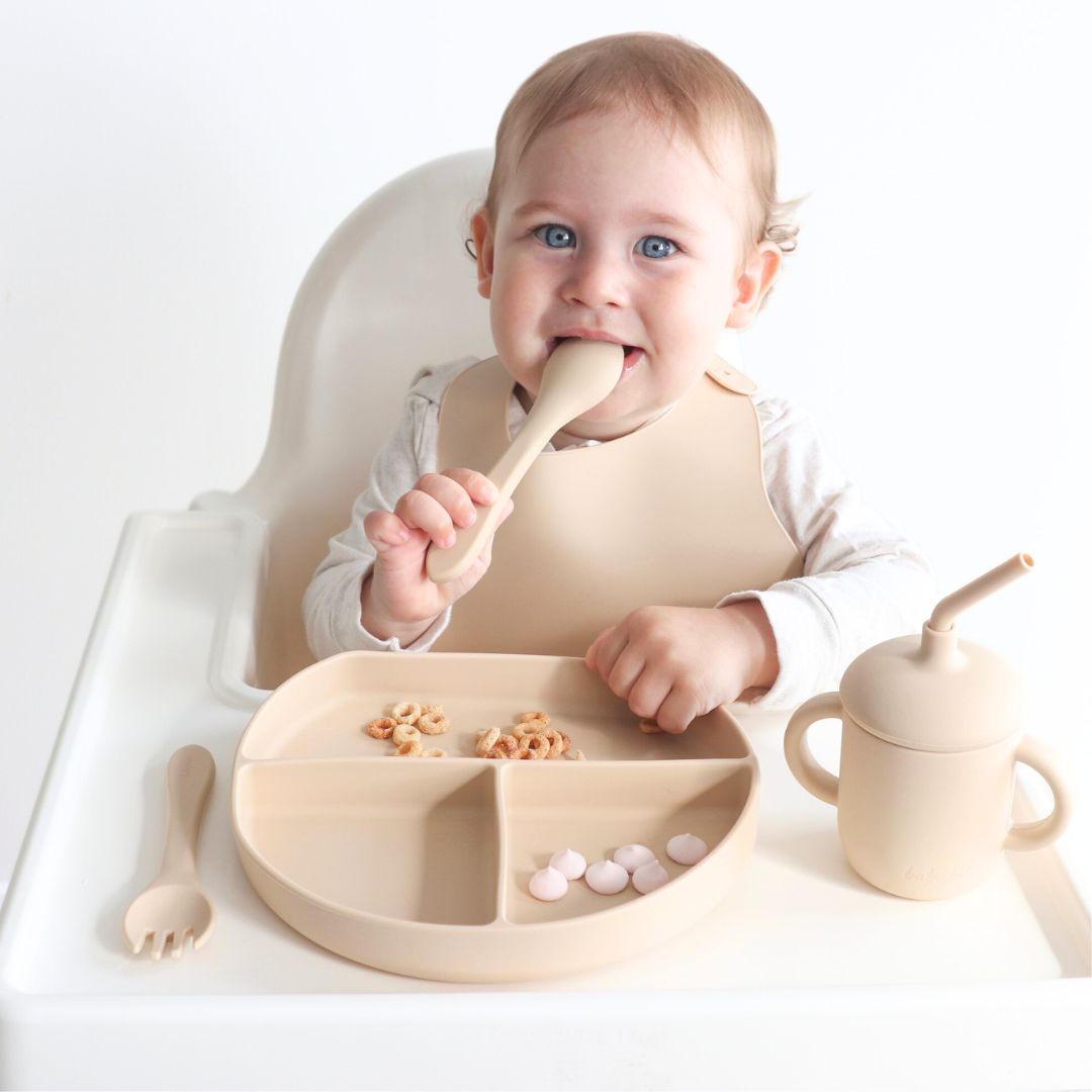 Infant Feeding Set - www.Shopthatapp.com