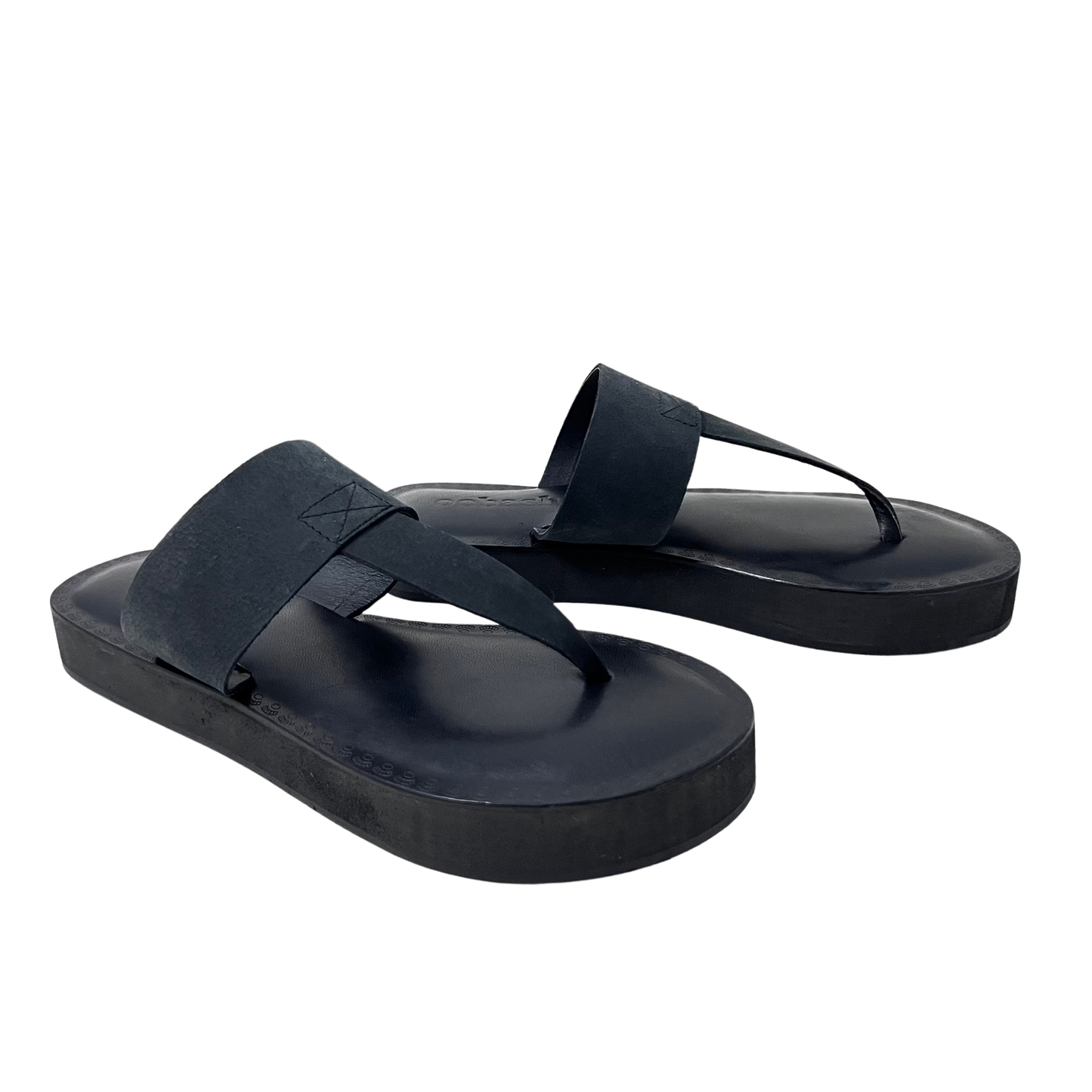 Katherine Black leather thong sandal - www.Shopthatapp.com