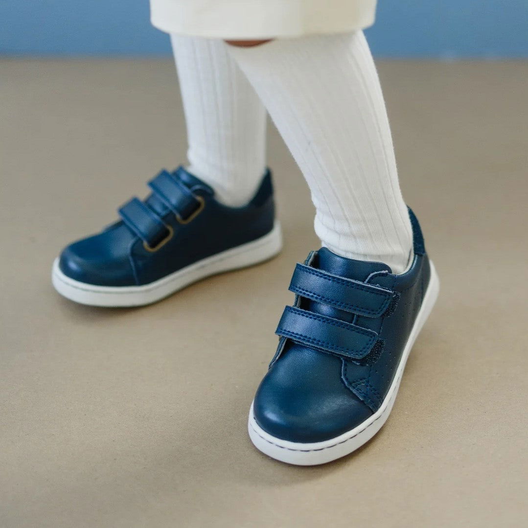 Kyle Double Velcro Sneaker - www.Shopthatapp.com