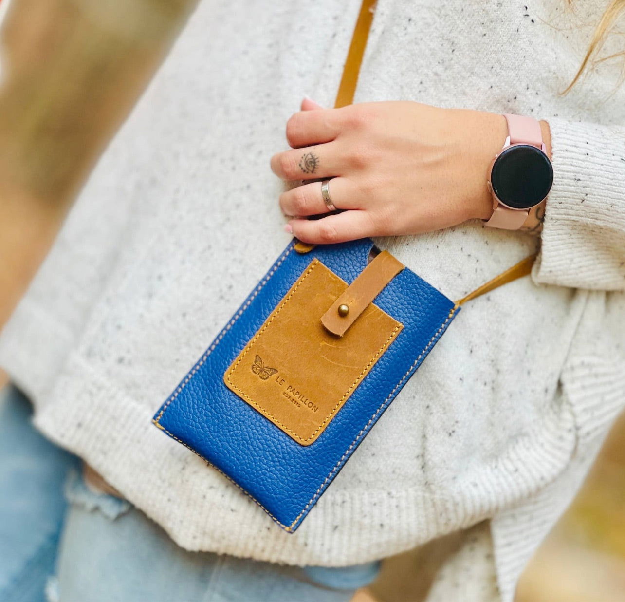 Leather Phone Crossbody - www.Shopthatapp.com