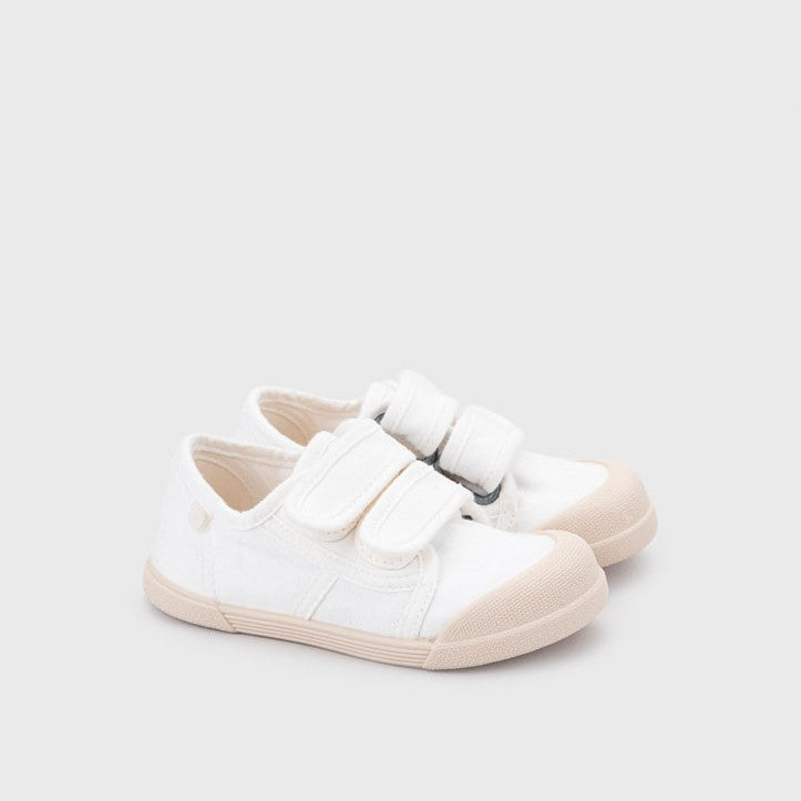 Lona Barefoot Sneaker - www.Shopthatapp.com