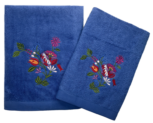 Midnight Blue Tropical Embroidered Towels - www.Shopthatapp.com