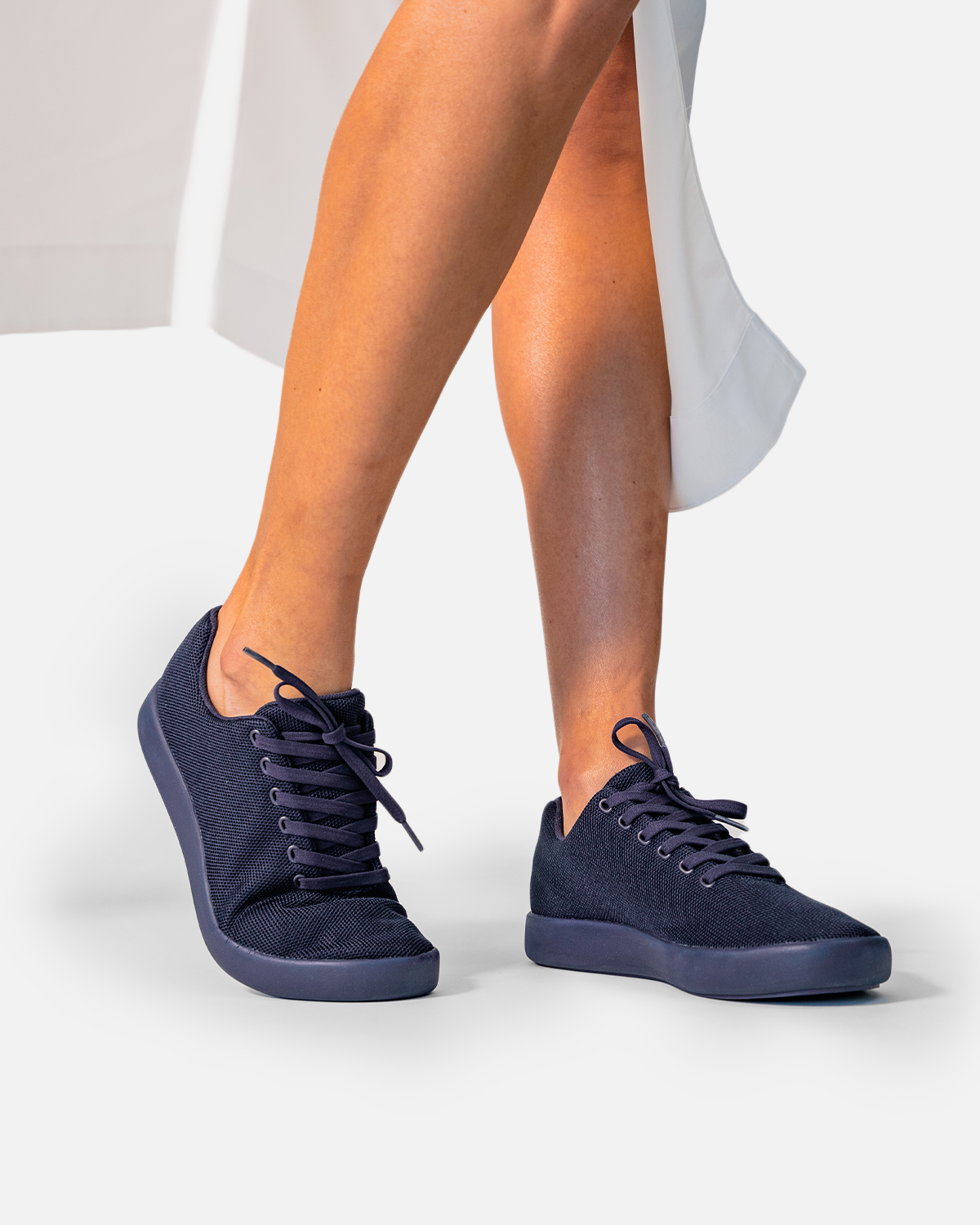 Model 000: Navy - www.Shopthatapp.com