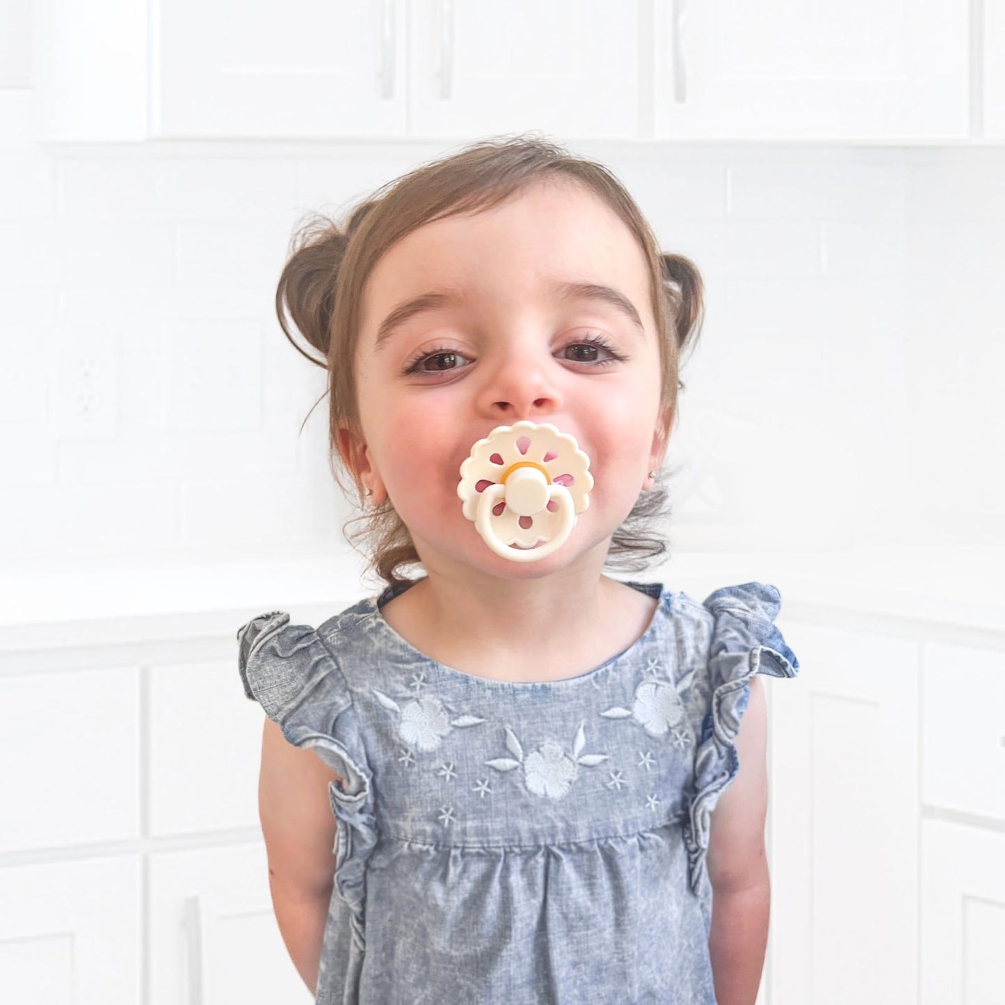 Natural Latex Pacifiers - www.Shopthatapp.com