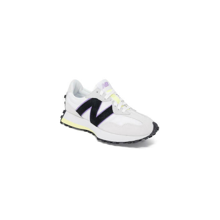 New Balance Women Sneakers - www.Shopthatapp.com