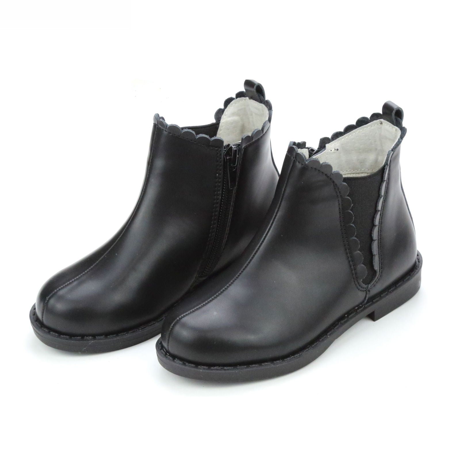 Nicola Chelsea Boot - www.Shopthatapp.com