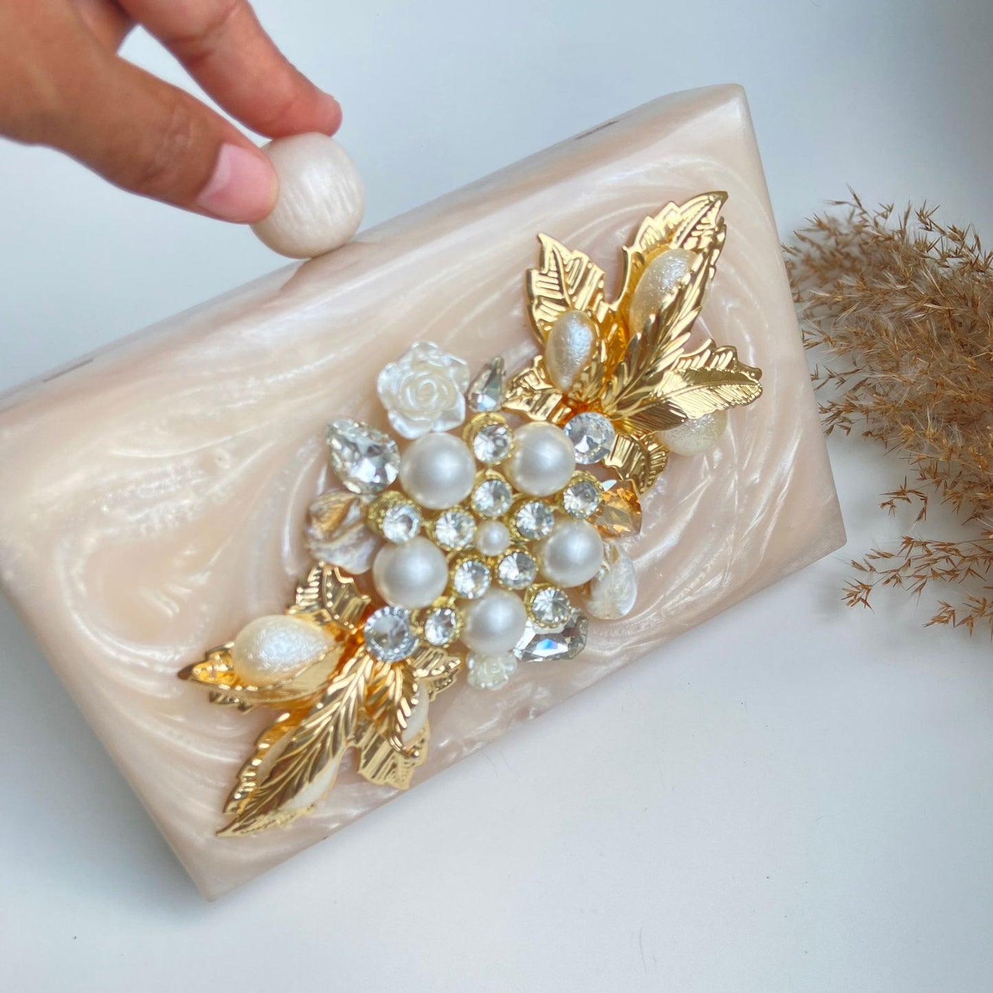 PREET Clutch - www.Shopthatapp.com