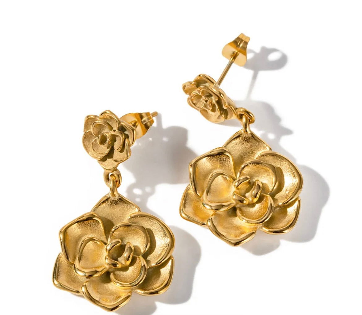 Rosie Earrings - www.Shopthatapp.com