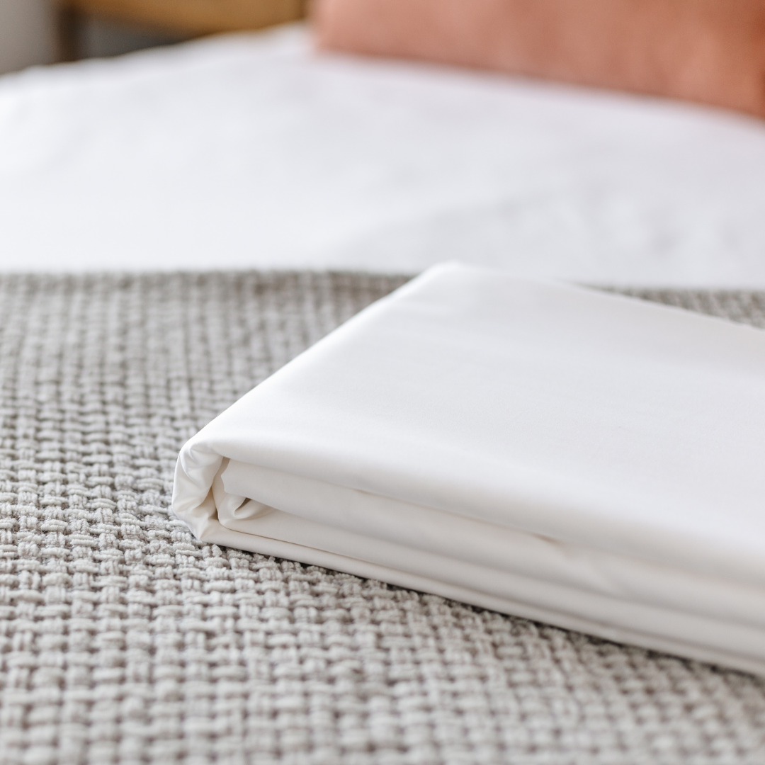 Sateen Deluxe Sheet Set - www.Shopthatapp.com