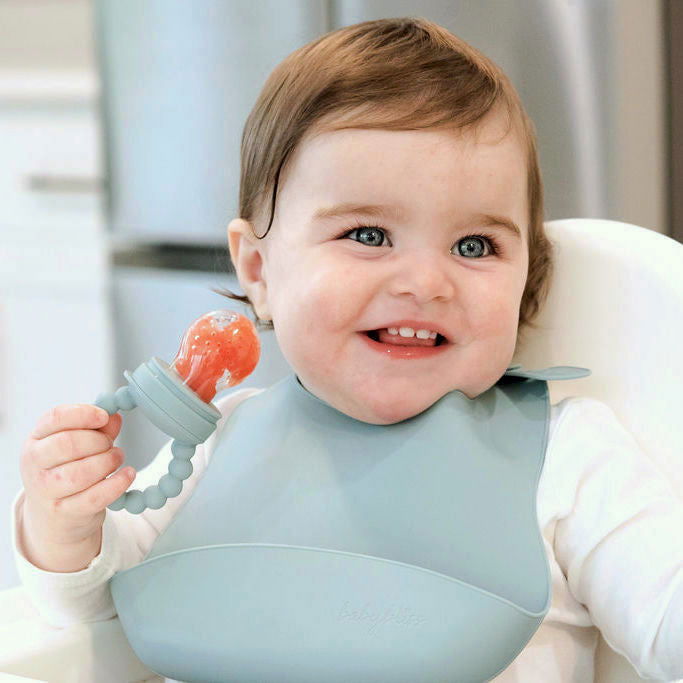 Silicone Infant Feeder - www.Shopthatapp.com