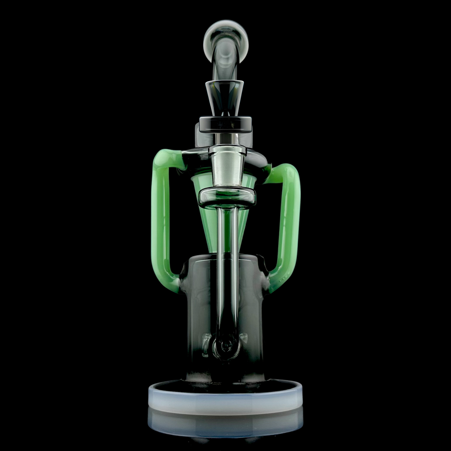 The Weed Box®️ Recycler Bong - www.Shopthatapp.com