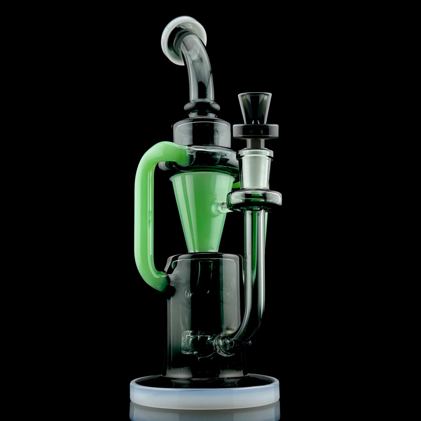 The Weed Box®️ Recycler Bong - www.Shopthatapp.com