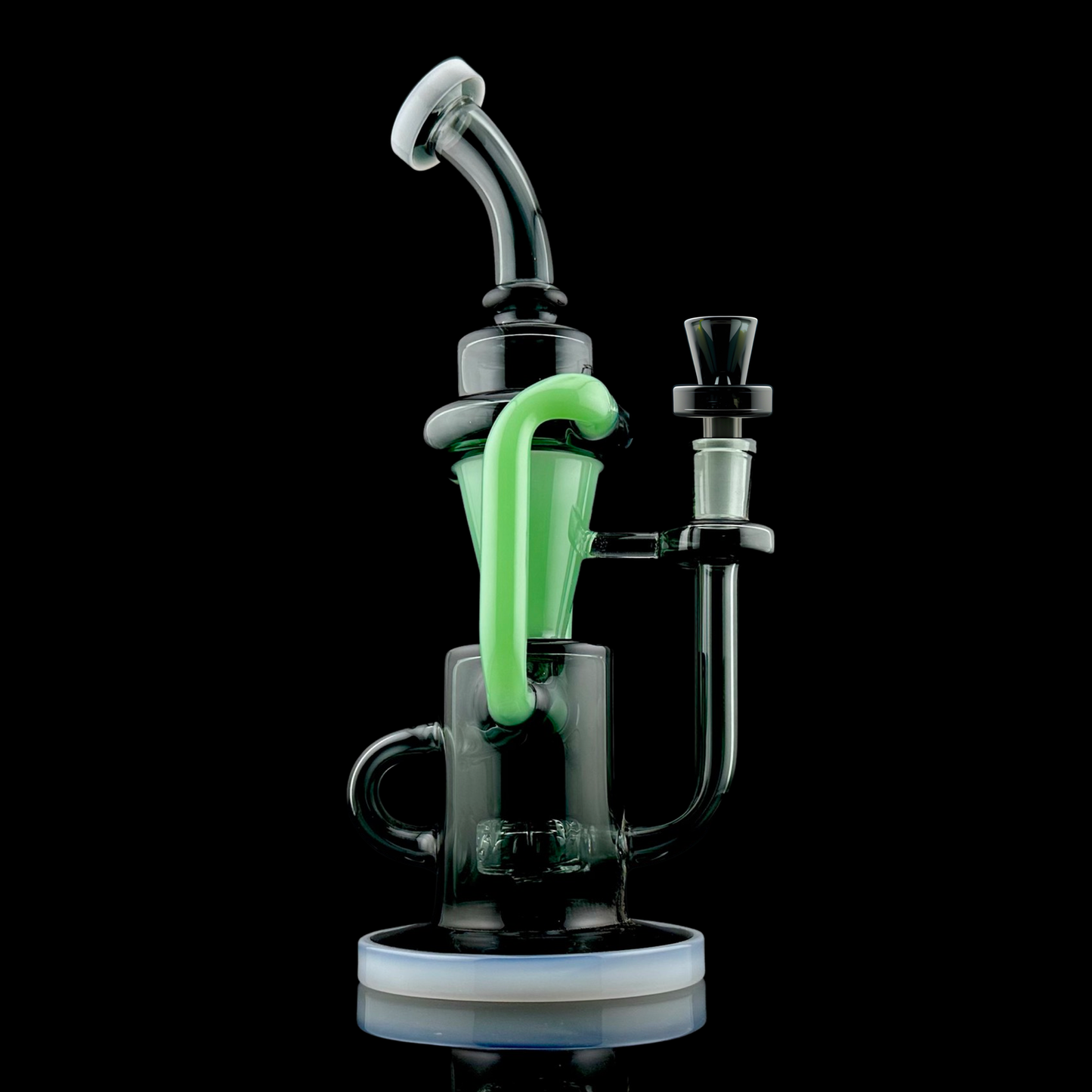 The Weed Box®️ Recycler Bong - www.Shopthatapp.com