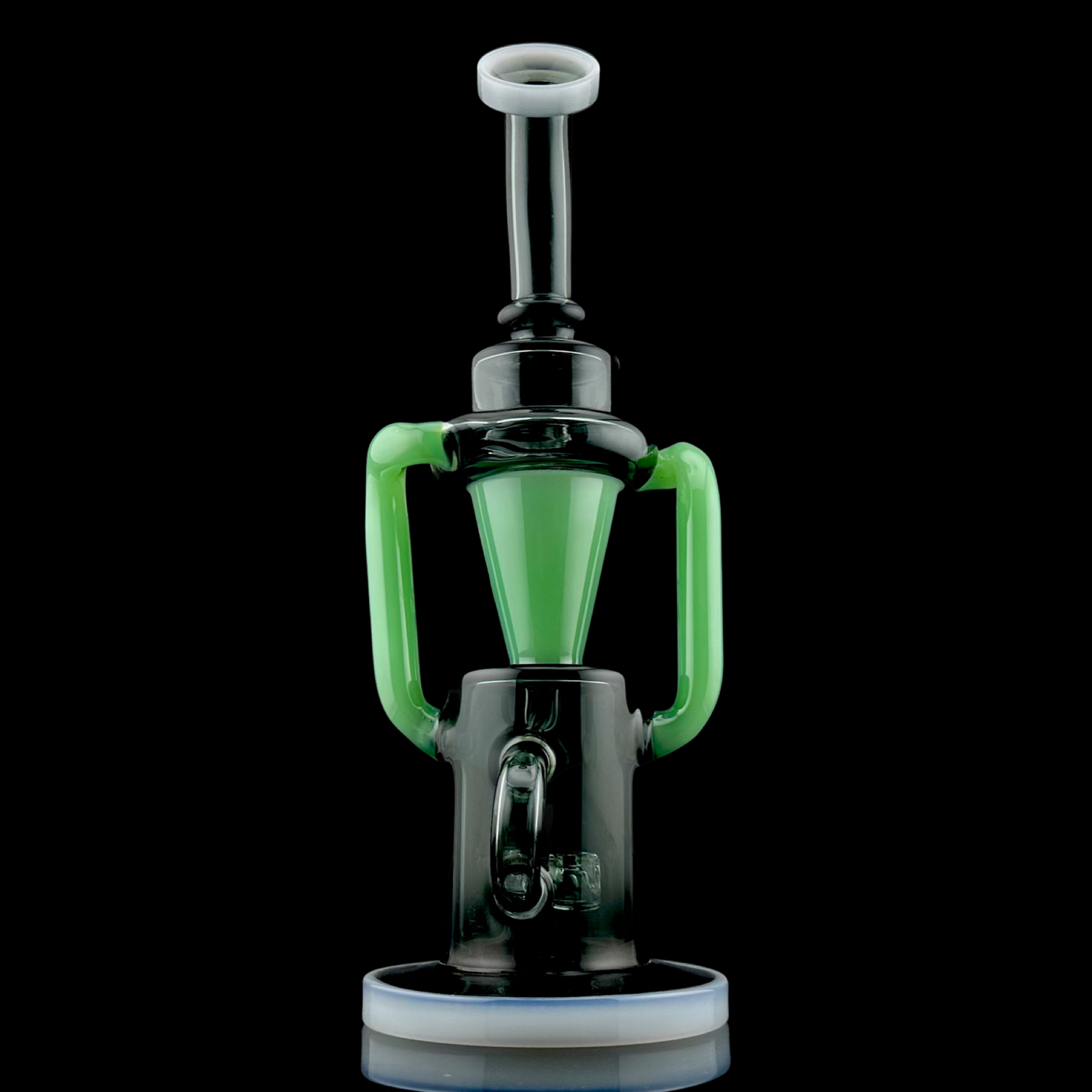 The Weed Box®️ Recycler Bong - www.Shopthatapp.com